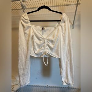 H&M Long Sleeve White Cropped Top Size M